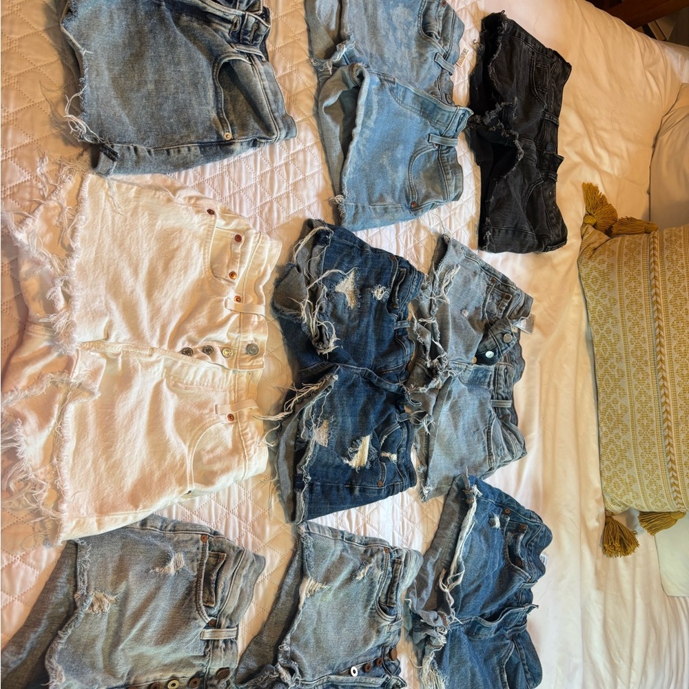 Assorted Denim Shorts Collection - image 1